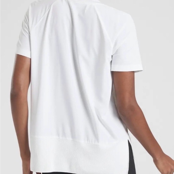 NWT Athleta Zephyr Tee - Sz M - Picture 2 of 10